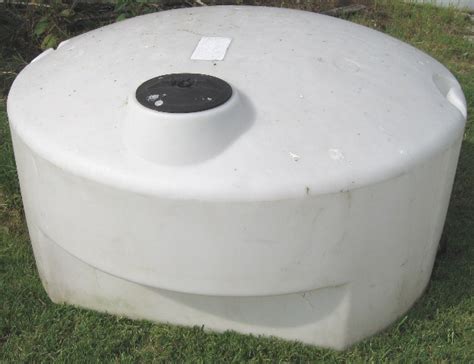 5 lbs. . 300 gallon water tank tractor supply